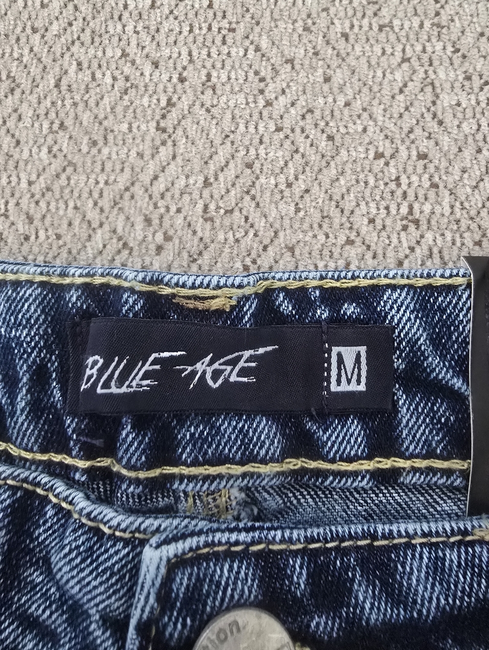 Blue Age Butt Lifting High Rise Distressed JS-2021 Jean Shorts - Size Medium - Picture 4 of 10